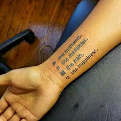 Play the moments. Pause the memories. Stop the pain. Replay the happiness. I just love the idea and story behind this tattoo!!! #tattoo #want Memories Tattoo, Cute Hair Colors, Piercing Studio, Memorial Tattoos, Piercing Tattoo, The Memories, Unique Tattoos, Future Tattoos, Cute Tattoos