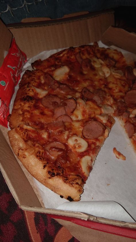 Pizza Pizza Hut, Food Snapchat, Pepperoni Pizza, Pizza, Snacks, Red, Pizzas