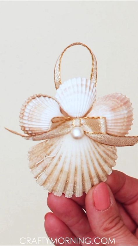 kids crafts How to Make Seashell Angel Ornaments- fun christmas craft for kids or adults! Coastal ch Seashell Art Diy, Seashell Christmas Ornaments, Art Coquillage, Seashell Projects, Christmas Angel Ornaments, Christmas Crafts For Adults, Shell Crafts Diy, Angel Crafts, Fun Christmas Crafts