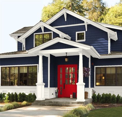 Farmhouse Accent Wall, Benjamin Moore Exterior, Exterior House Paint Color, Paint Color Combinations, Lake Houses Exterior, Exterior House Colors Combinations, House Paint Color Combination, Color Combinations Paint, Exterior House Paint Color Combinations