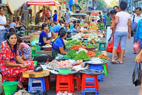 Myanmar Places, Memory Drawing, Yangon Myanmar, Street Vendors, Community Health, Street Vendor, Yangon, Royal Families, Architecture Photo