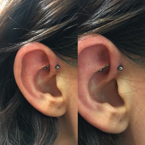 Forward helix piercing done using an implant grade titanium curved barbell! :http://www.etsy.com/uk/shop/AStepOutThere Front Helix Piercing, Ear Aesthetic, Helix Bar, Men's Piercings, Ear Piercings Chart, Double Ear Piercings, Ear Piercings Helix, Circle Tattoos, Forward Helix Piercing