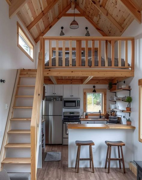 Shed With Loft Interior, Loft House Kitchen, Mezanine Idea Small House, Tiny Cabin Layout Floor Plans, Tiny Home Interior Ideas Layout, Small Country House Interior, Mini Shed House, Tiny Home Loft Ideas, Studio House Ideas