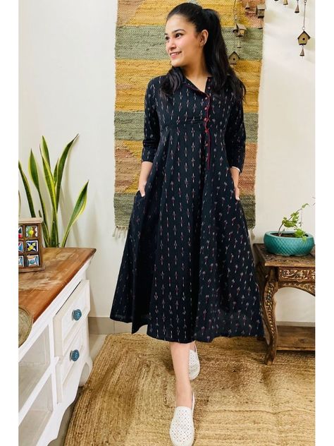 Angrakha Dress, Ikat Maxi Dress, Feeding Dresses, Cotton Dress Pattern, Bday Wishlist, Simple Frock Design, Ikkat Dresses, Angrakha Style, Simple Frocks