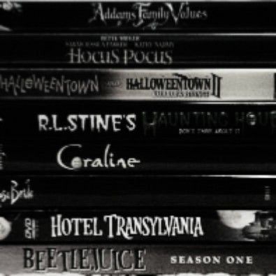 Gothic Era, Addams Family Values, Vampire Gothic, Vampire Aesthetic, The Fallen Angel, Baby Fall, The Mind's Eye, L Lawliet, Retro Horror