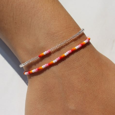 Lesbian Flag Bracelet Lesbian Flag Bracelet, Bracelet Ideas Seed Beads, Lesbian Bracelet, Pride Bracelets, Flag Bracelet, Pride Jewellery, Pride Bracelet, Lesbian Flag, Bracelet Inspo