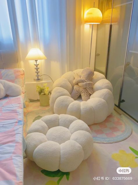 Cute Small Sofas, Cute Beanbag Chairs, Mini Chairs For Bedrooms, Mini Couches For Bedrooms Aesthetic, Cute Home Accessories, House Stuff Ideas, Cute Comfy Chairs, Cute Sofas For Bedrooms, Room Seating Ideas Bedrooms