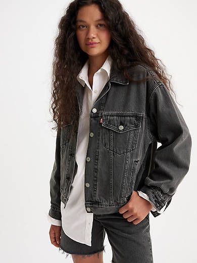 90s Trucker Jacket - Black | Levi's® CA Trina Outfits, Levis Outfit, Tencel Denim, Levis Denim Jacket, 90s Party, Black Levis, 90s Denim, Levis Jacket, Levis Denim