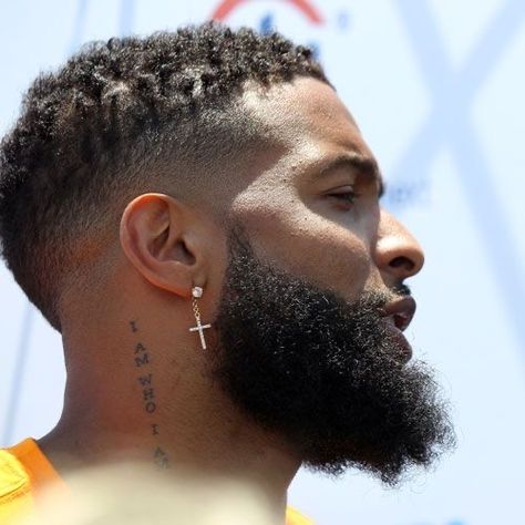 Odell Beckham Haircut, Odell Beckham Jr Hair, Tattoo Branca, Odell Beckham Jr Tattoos, Odell Beckham Jr Haircut, Back Ear Tattoo, Beckham Haircut, Behind Ear Tattoos, Side Neck Tattoo