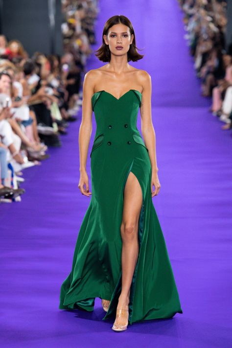 Best Fashion Designers, Alexis Mabille, Fall 2022, Fashion Designers, The Collection, Runway Fashion, Strapless Dress Formal, One Shoulder Formal Dress, Fashion News