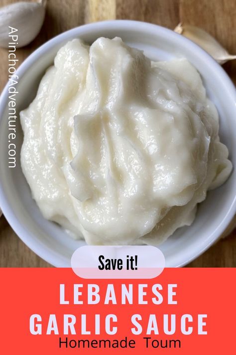 Essen, Garlic Sauce Recipe Shawarma, Naf Naf Garlic Sauce Recipe, Garlic Toum Recipe, Toum Sauce, Mediterranean Garlic Sauce, Toum Garlic Sauce, Toum Recipe, Cabin Meals