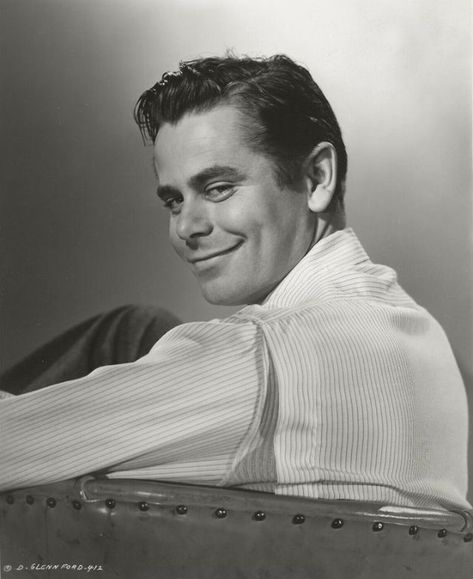 Glen Ford, Major Movie, Barbed Wire Fence, Glenn Ford, Beverly Hills Houses, Portrait Photos, Vintage Everyday, Wire Fence, Barbed Wire