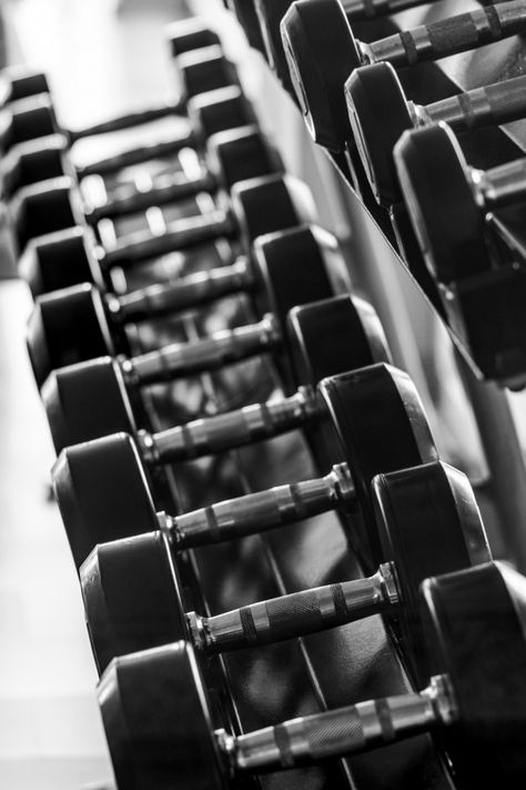 Black dumbbell set. close up many metal ... | Premium Photo #Freepik #photo #sport #fitness #layout #black Black Dumbbells Aesthetic, Fitness Stock Photos, Fitness Black Aesthetic, Dumbbells Aesthetic, Dumbell Aesthetic, Weight Training Aesthetic, Dumbbell Aesthetic, Weight Lifting Aesthetic, Gym Black And White