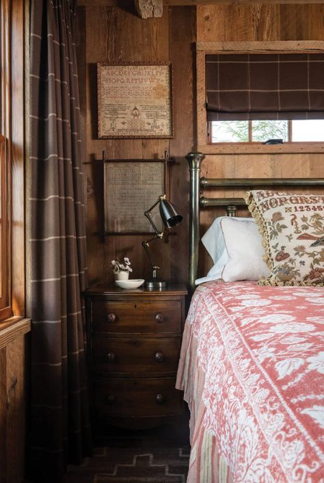 Rustic Cabin Bedroom Decor, Rustic Cabin Bedroom, Cabin Bedroom Decor, Sky Journal, Cabin Inspiration, Cabin Bedroom, Sleeping Loft, Cabin Interiors, Bedroom Decor Ideas