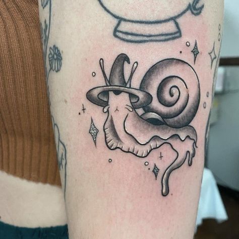 Top 100 Best Snail Tattoos For Women - Shelled Gastropod Design Ideas The Gruffalo Tattoo, Mystery Snail Tattoo, Snail Flower Tattoo, Disco Snail Tattoo, Snail Tattoo Cute, Snail Tattoo Simple, Snail Tattoos, Snail Tattoo, Earth Magic