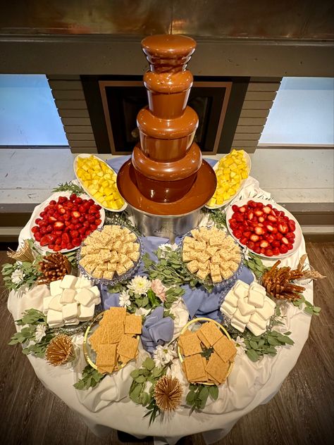 Chocolate fountain Diy Chocolate Fountain, Chocolate Fountain Table Ideas, Chocolate Fountain Display Ideas, Chocolate Fountain Charcuterie Board, Drink Fountain Ideas, Chocolate Fountain Set Up, Chocolate Fountain Bar Ideas, Chocolate Fountain Display, Chocolate Fountain Gender Reveal