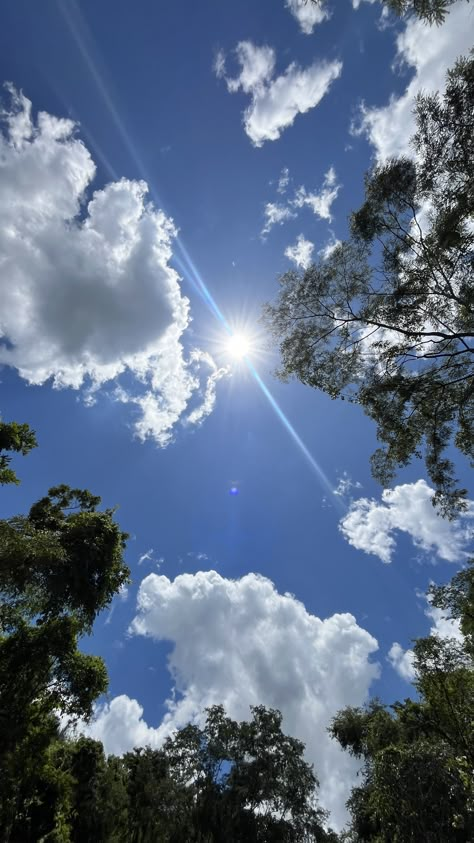 Aesthetic Weather Pictures, Sky Pictures For Instagram, Nature Dps, Sky Background For Editing, Sky Asthetics Photos, Sky Instagram Stories, Sky Aesthetic Instagram Story, Partly Cloudy Weather, Sky Quotes Clouds