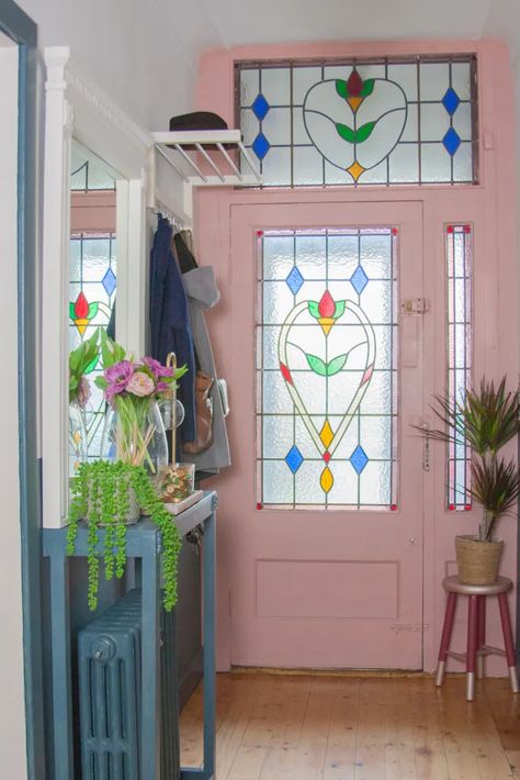 Quirky Entryway Ideas, Pastel Tiny House, Front Door Terrace House, Colorful Hallway Doors, Colourful Interior Doors, Colourful Hallways, Pastel Entryway, Pastel House Aesthetic, Colorful Foyer