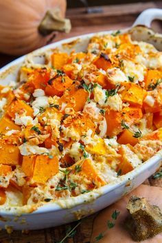 Butternut Squash and Feta Gratin Spaghetti Squash Recipes Vegan, Butternut Squash Gratin, Spaghetti Squash Recipes Healthy, Squash Bake, Creamy Feta, Steak Side Dishes, Feta Recipes, Healthy Turkey, Spaghetti Squash Recipes