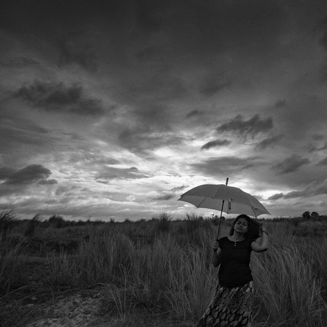 https://flic.kr/p/2iYXEE1 | Rewinding to a rain drenched evening on the banks of Ajay river, Shantiniketan Banks, Natural Landmarks, Photography