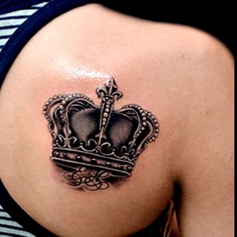 Realistic crown tattoo done in black and grey by Brandon Marques. Timeless Tattoo Studio, Mums Tattoo, Tattoo Pieces, Crown Tattoos For Women, Queen Crown Tattoo, Tato Maori, Tattoo Couple, Timeless Tattoo, Crown Tattoo Design, Tattoo Trend