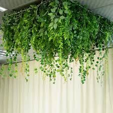 Green Centerpieces, Christmas Wedding Decorations, Artificial Plant Wall, Terrace Garden Design, Chic Bedroom Decor, Planta Artificial, House Plants Decor, Fake Plants, Ceiling Decor