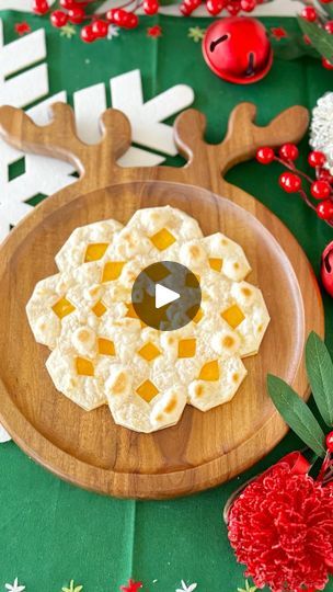 Snowflake Quesadilla, Make A Snowflake, How To Make Snowflakes, Cheese Quesadilla, 2023 Christmas, Christmas Mood, Holiday Treats, Festive Christmas, Holiday Recipes