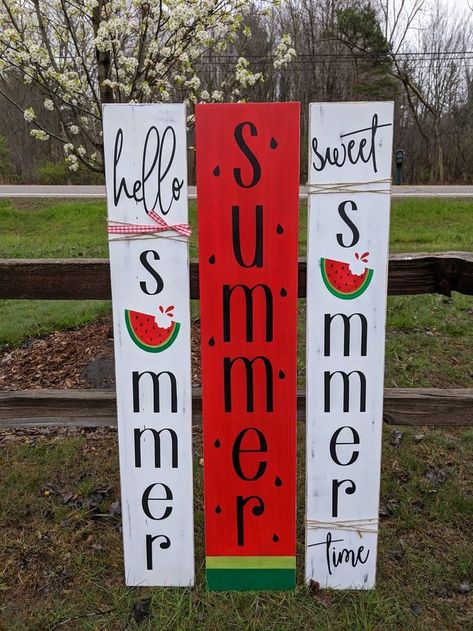 Summer Porch Signs, Watermelon Decor, Wooden Signs Diy, Door Signs Diy, Wooden Porch, Wooden Welcome Signs, Front Porch Signs, Porch Welcome Sign, Summer Porch