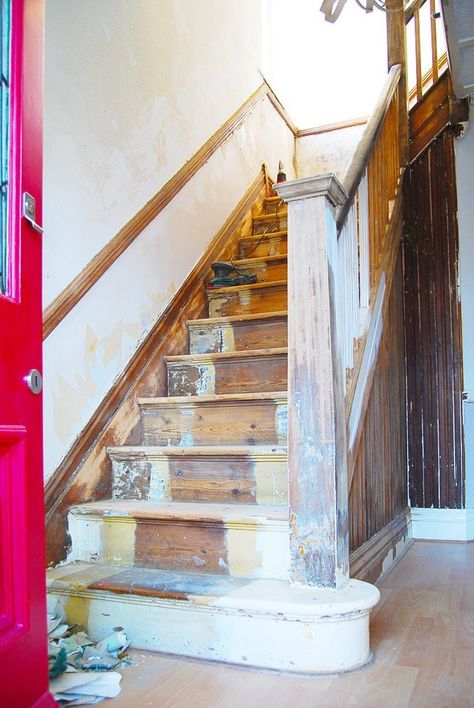 Painted Wooden Stairs, Old Wooden Stairs, Refinish Staircase, Edwardian Staircase, Painting Wooden Stairs, Staircase Remodel Diy, Painted Wood Stairs, Edwardian Terrace House, Refinish Stairs