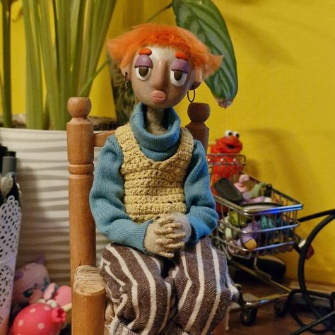 Felt Stop Motion Puppet, Clay Mation Stop Motion, Stop Motion Character Design, Stopmotion Characters, Stop Motion Aesthetic, Stop Motion Figures, Stop Motion Doll, Stop Motion Characters, Clay Puppet