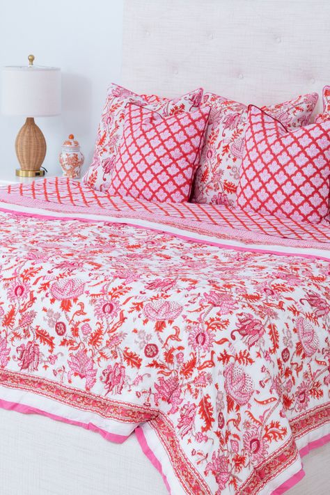 Roller Rabbit Red Amanda Quilt Rabbit Bedding, Red Decorative Pillows, Roller Rabbit, Preppy Room Decor, Preppy Room, Twin Duvet, Shipping Orders, Bedroom Inspo, Saint Tropez