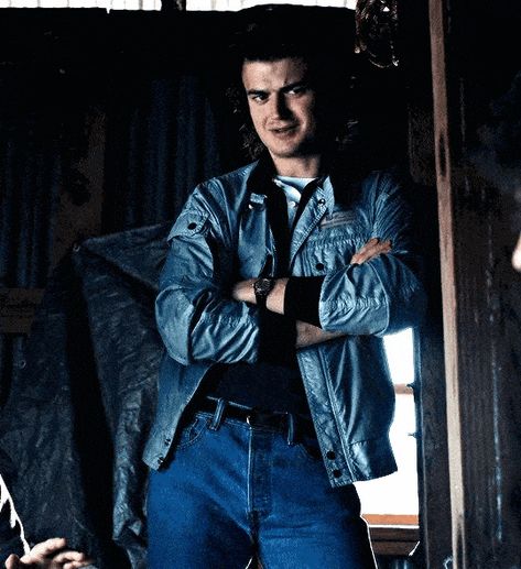 "Julia Henderson, I am here to take my best friend out on an adventur… #fanfiction #Fanfiction #amreading #books #wattpad Stranger Things Joe Keery, Male Faceclaims, Steve Harrington Stranger Things, Beautiful Joe, Stranger Things Poster, Grunge Outfit, Aesthetic Grunge Outfit, Jamie Campbell Bower, Joe Keery