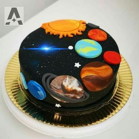 Outerspace Cakes, Universe Cake Ideas, Space Cakes, Solar System Cake, Grad Cakes, Birthday Blast, Planet Cake, 7th Birthday Cakes, Baby Boy Birthday Cake