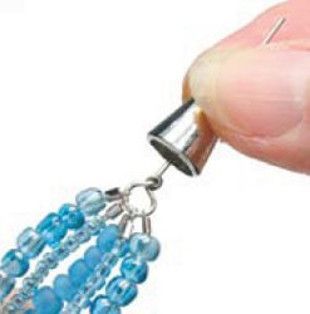 Try out this beginner tutorial and learn how to use cone ends. Using Cone Ends gives multi-strand necklaces and bracelets a cleaner, more professional look! Jewellery Making Tutorials, Etched Jewelry, Jewerly Making, Jewelry Making Necklace, Easy Diy Jewelry, Expensive Jewelry, Beaded Bracelets Diy, Jewelry Making Tutorials, Old Jewelry