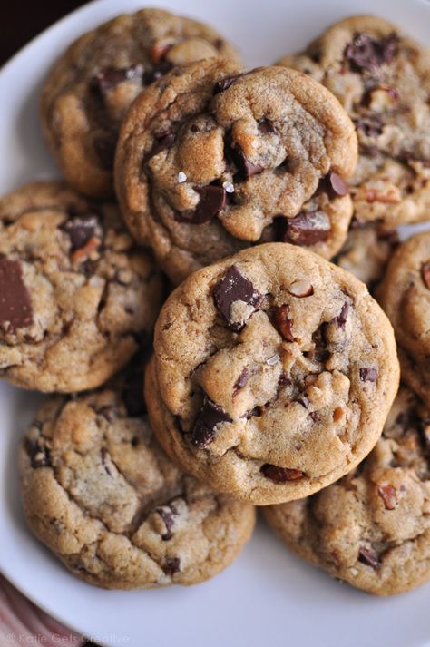 Chocolate Chunk Cookies - Katie Gets Creative Milk Chocolate Chunk Cookies, Choco Chunk Cookies, Chocolate Chunk Toffee Cookies, Thick Chocolate Chunk Cookies, Chocolate Chip Cookies With Icing, Soft Chocolate Chunk Cookies, Best Jumbo Cookie Recipes, Dark Chocolate Chunk Cookies, Chocolate Chip Cookies No Brown Sugar