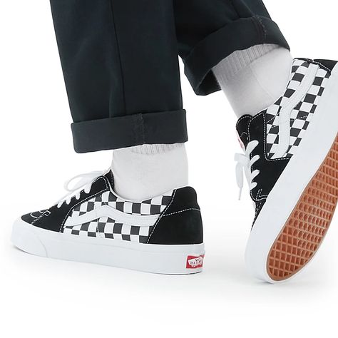 Checkered vans outfit