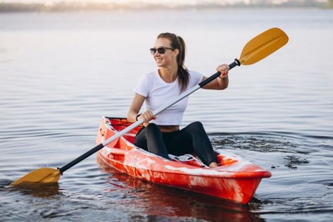 Young woman kayaking on the lake Free Ph... | Free Photo #Freepik #freephoto #people #water #woman #nature Woman Kayaking, Women Kayaking, Kayak Pictures, Disney Lorcana, Water Woman, Test Shoot, Canoe And Kayak, Hanoi, Tarot Card