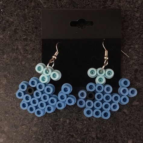 These Are Handmade Whale Perler Bead Earrings! If You Have Any Questions Please Ask! Unique Perler Bead Patterns, Perler Beads Earrings Ideas, Perler Beads Earrings, Perler Earrings, Perler Bead Earrings, Art Perler Beads, Whale Crafts, Fuse Bead Patterns, Whale Sharks