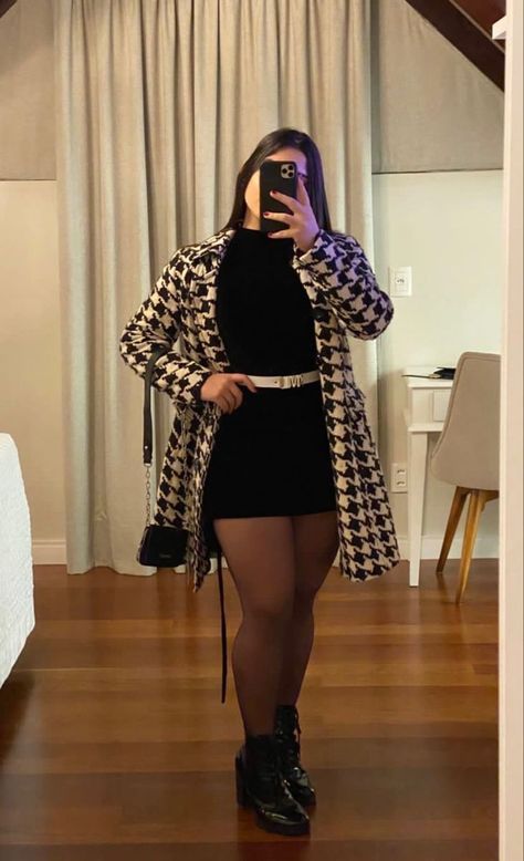 Outfits Gorditas, Plus Size Winter Outfits, Aesthetic Ootd, Looks Country, Winter Fashion Outfits Casual, Ootd Outfits, Stylish Work Attire, Cold Outfits, New Years Eve Outfits