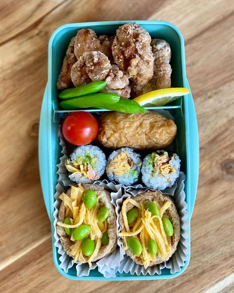 Inari Sushi - recipe just posted on recipescometrue.com This delicious inari sushi recipe is inspired by the popular “Iseya’s Oinari-San” in Tokyo. It’s perfect for bento boxes or afternoon snacks for hungry kids! Do give it a go! R 🧑‍🍳 #inarisushi #inarizushi #oinarisan #inaribento #aburaage #friedtofu #vegitarian #recipescometrue #いなり寿司　#おいなりさん#いなり弁当　#あぶらあげ #ベジタリアン Inari Sushi, Sushi Recipe, Box Food, Bento Boxes, Inspired By, Lunch Box Recipes, Afternoon Snacks, Japanese Food, Lunch Box