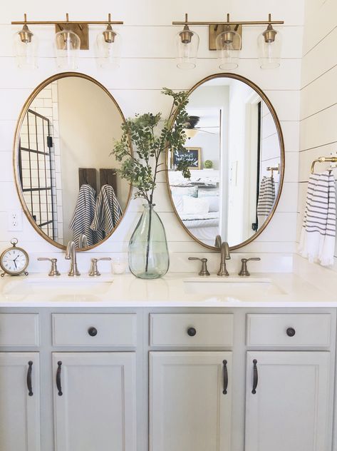 Brass Bathroom Lighting, Farmhouse Bathroom Mirrors, Oval Mirror Bathroom, Old Bathrooms, Brass Bathroom, Bathroom Mirror Cabinet, Bathroom Inspiration Decor, Girls Bathroom, Bathroom Redo