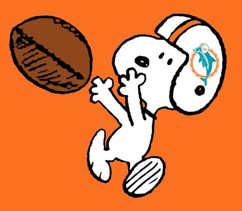 Snoopy Football, Dolphin Drawing, Cartoon Dolphin, Football Drawing, Miami Dolphins Football, Art Football, Dog Football, Dolphins Football, Giants Football