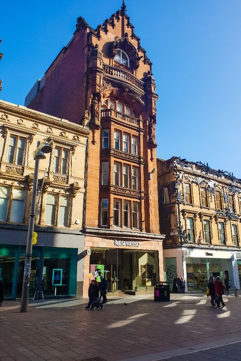 A beautiful building in the middle of buchanan street in Glasgow city centre. Victorian City, Glasgow Architecture, Glasgow City Centre, Scottish Homes, Glasgow City, Architecture Design Drawing, Commercial Buildings, Visit Scotland, Victorian Architecture