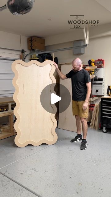 Woodshop Box Studio on Instagram: "I love how this backdrop is standing out with the extra layer 😍🙌  Creating ripple effect backdrop arch without CNC 🙌 turned out perfect!  📌 All the tools and things i use are linked in my bio 📌  📌 Need a quote for a custom woodwork? Text and email will get to me faster but also you can DM me now as well 📌  👉 I don’t do delivery ☝️ Only pickup or local delivery is available and I’m located in Sacramento 👈  #wavy #arch #backdrop #backdropdecoration #backdropdesign #custombackdrop #backdroparch #woodbackdrop #woodwork #woodshop #customwoodshop #customwoodwork #rainbowarch #archstand #woodworking #sacramento #eventdesign #eventdecor #circle #eventbackdrop #partybackdrop #weddingbackdrop #weddingbackdrops #weddingdecor #weddingdecoration #woodworker # Diy Backdrop Stand, Backdrop Arch, Cnc Furniture, Wood Arch, Arch Backdrop, Wood Backdrop, Balloon Arches, Ripple Effect, Event Backdrop