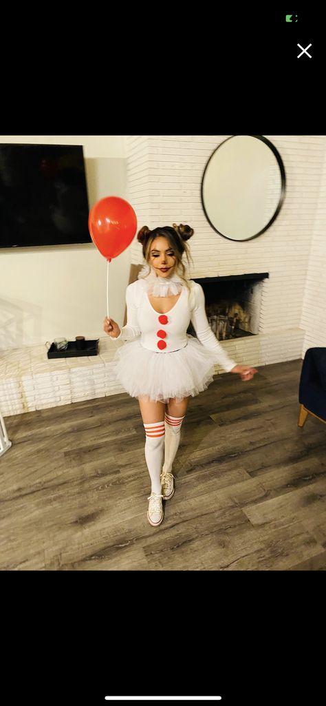 It Custome Halloween Women, Woman It Costume, It Woman Costume, Penniwyse Costume, Penny Wise Women Costume, Penny Wise Diy Costume, It Womens Costume, Easy Pennywise Costume, It Women Costume Clown