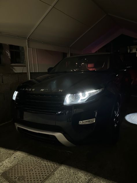 Modified Range Rover, Black Range Rover Sport, Range Rover Black, Black Range, Driving Photography, Range Rover Sport, Range Rover, Land Rover, Range