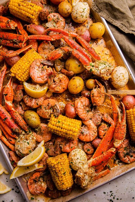 Cajun Seafood Boil with Garlic Butter Sauce Crab Boil Recipe, Comfort Food Appetizers, Seafood Broil, Cajun Seafood Boil, Cajun Seafood, Seafood Boil Recipes, Boiled Food, Crab Boil, Shrimp Boil