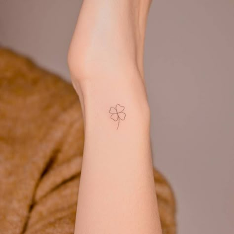 Fine line style four leaf clover tattoo done on the 4 Leaf Clover Tattoo Fine Line, Clover Line Tattoo, Fine Line 4 Leaf Clover Tattoo, Fine Line Clover Tattoo, Four Clover Leaf Tattoo, Four Leaf Clover Tattoo Design, Clover Leaf Tattoo, Clover Tattoo Design, Four Leaf Clover Tattoos