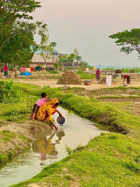 Village Vibes, Salim Khan, Islamic Library, Beautiful Bangladesh, Best Nature Wallpapers, Village Photography, Amazing Nature Photography, Female Art Painting, Rural Landscape