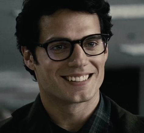 Clark Kent, Henry Cavill, Superman Henry Cavill Immortals, Young Henrys, Superman Henry Cavill, Clark Kent, Aesthetic Guys, Henry Cavill, Attractive People, Pretty Men, Celebrity Crush